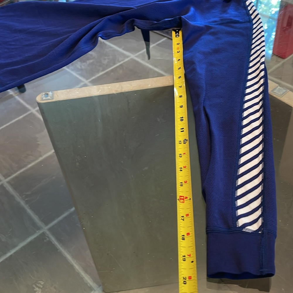 Helly Hansen Lifa Active striped crew base layer, in blue, lightweight,quick dry - Picture 5 of 10